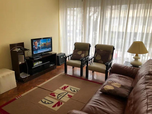 Alquiler, Apartamento 2 Dormitorios  -  Pocitos