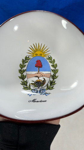 Plato Decorativo Despojador Escudo Mendoza Blanco (Usado)
