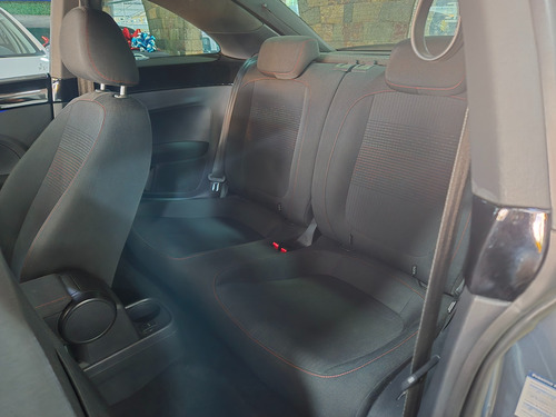 Volkswagen Beetle 2.5 Sound Tiptronic At