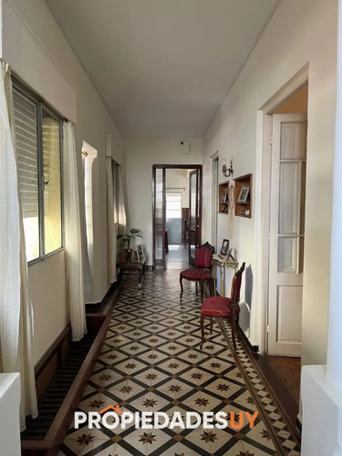 Financia . Casa En Venta En Mercedes Soriano De 4 Dormitorios