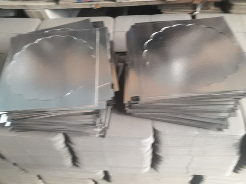 Discos Plateados Para Torta Ingra De 20 Cms ( 50 Und)
