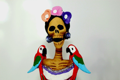 Catrina De Barro Pintada A Mano De 27.5cm De Alto