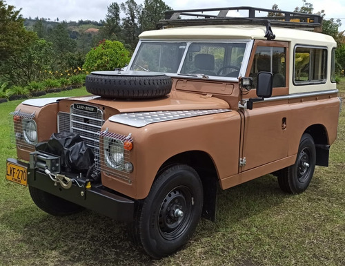 Land Rover Santana 1971