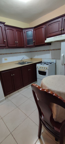 Gazcue Alquiler Apartamento Amueblado De 1 Habitacion Con Dos Camas, Gascue, Don Bosco, Facil Acceso Zona Universitaria, Uasd, Miraflores, Chavon, Ufhec, Santo Domingo, Escuela Judicatura, Colonial