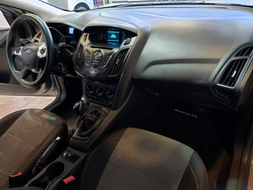 Ford Focus III 1.6 S