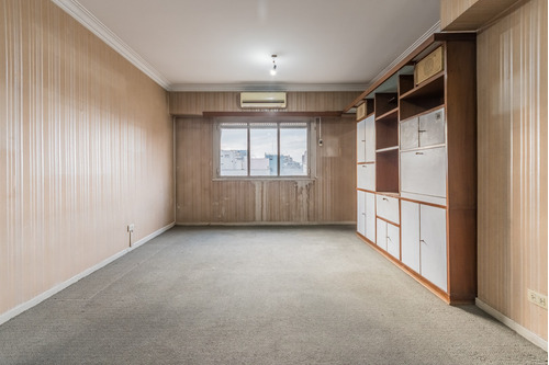 Imagen 7 de 30 de Venta Departamento Muy Luminoso De 4 Ambientes Con Dependencia En Balvanera