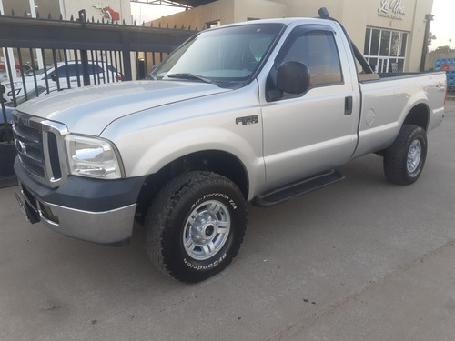 Ford F-100 2011 3.9 Cab. Simple Xlt 4x4
