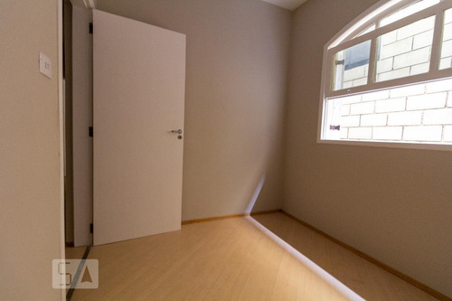 Casa Para Aluguel - Pestana, 3 Quartos, 50 - 893300719