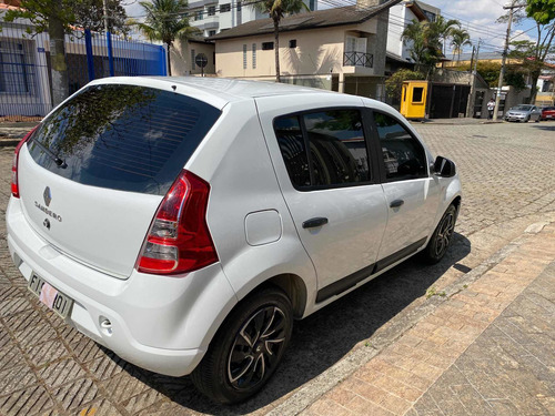 Imagem 4 de 13 de Renault Sandero 2013 1.6 Expression Hi-power 5p