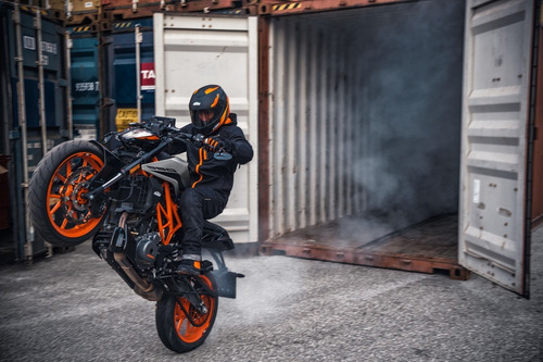 Imagen 8 de 15 de Ktm Duke 390 2022 0km Anticipo Y 12 Pagos S/interes No Kawa