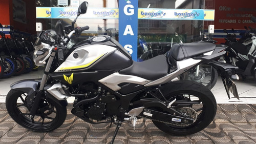 Imagem 2 de 12 de Yamaha Mt 03 321cc Abs 2018 Prata Único Dono