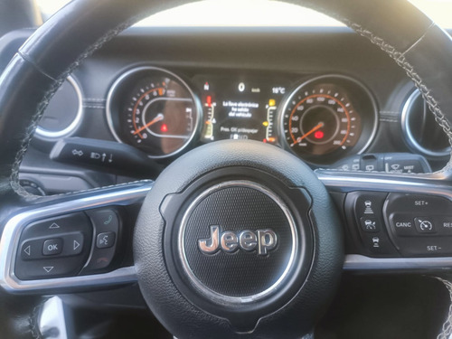 Jeep Wrangler 3.7 Unlimited Sahara 3.6 4x4 At