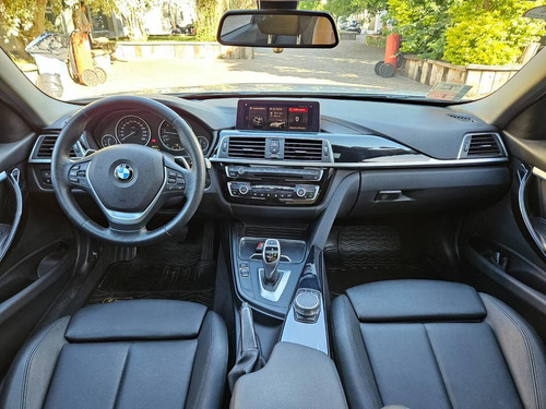 BMW Serie 3 2.0 320i Sedan Sportline