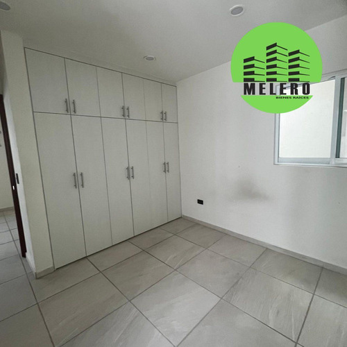 Departamento En Renta En Complejo Las Lomas