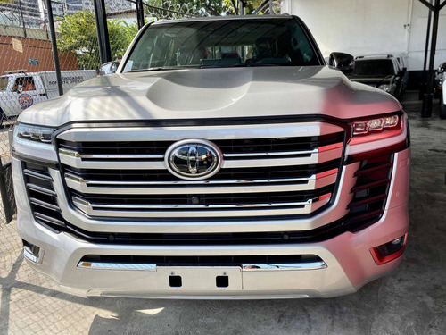 Imagen 1 de 10 de Toyota Land Cruiser Vxr Lc300 2022 Automático