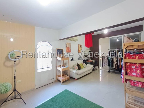 25-13114 Casa En Venta, Urb. Lourdes, Maracay Mord