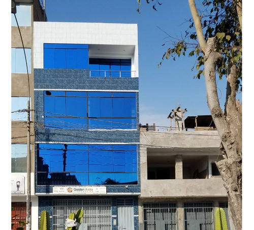 Los Olivos - Alquilo Locales Comerciales , En Av, Proceres De Huandoy , 1er Piso , 120m2, 2do Piso , 120m2, 3er Piso 120m2.