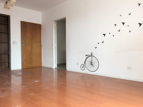 En Venta Villa Urquiza. 9° Frente. Pileta Parrilla