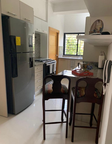 Imagen 2 de 13 de Alquilo Apartamento Amueblado En El Mirador Sur