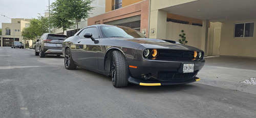 Challenger Gt 2022 Gris Obscuro