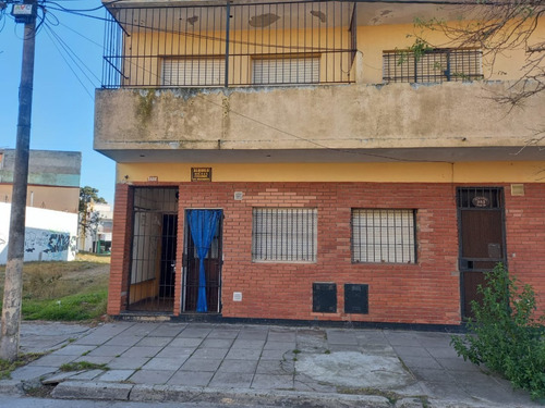 Imagen 2 de 16 de Departamento A La Venta De 2 Amb En Santa Teresita Diagonal 18 Entre 2 Y 3