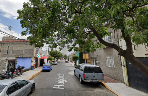¡¡gran Oportunidad De Inversión!! Adquiere Esta Hermosa Y Amplia Casa En Una De Las Mejores Zonas De Tláhuac Cdmx.