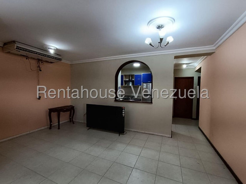 Juan Carlos González. Renta House Carabobo Vende Apto. Res. Colinas Del Trigal Urb. Piedra Pintada Naguanagua Mls #25-13079 Rah/jcg.