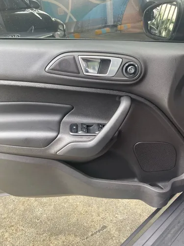 Ford Fiesta 1.6 Hatchback Titanium