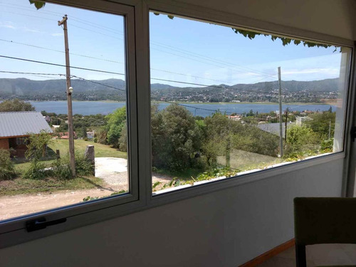 Venta Casa + Departamento V. Del Lago Carlos Paz
