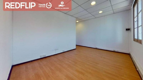 Oficina De 20m2/ Providencia/ Metro Salvador