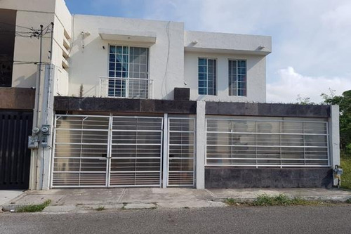 Imagen 1 de 18 de Casa - Delfino Reséndiz