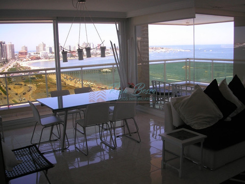 Apartamento En Mansa, 3 Dormitorios *- Ref: 1935