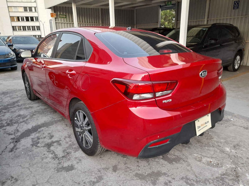 Imagen 6 de 15 de Kia Kia Rio Sedan 2020 4p L, 1.6 L Mpi Ta6, Ve Del., Ba,