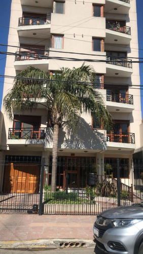 Venta Departamento 2 Ambientes Bernal