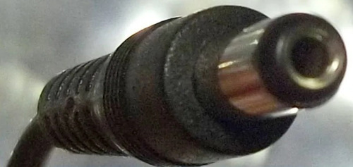 Imagen 2 de 6 de Transformador Fuente Adaptador 9v 650ma Sega Family Game