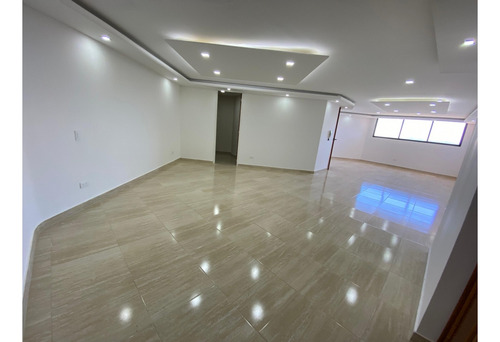 Venta. Apartamento (ph). Valle Arriba. Caracas. (mmv)