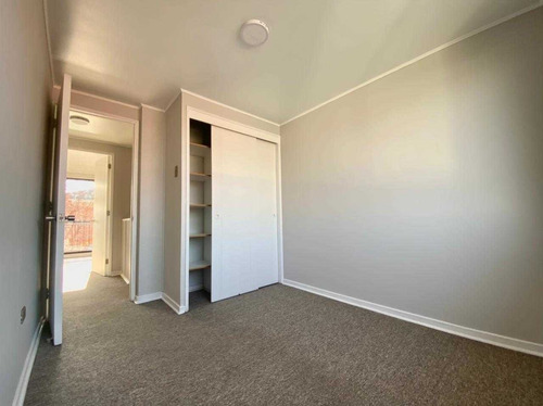 Casa De 2 Pisos Con 3d,3b,150 M2 Totales En Ciudad