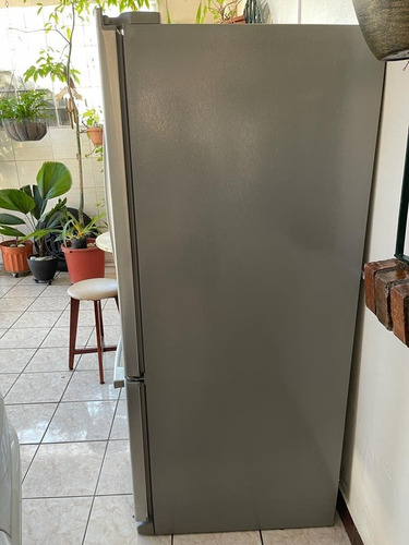 Imagen 7 de 7 de Refrigeradora Whirpool De 3 Puertas