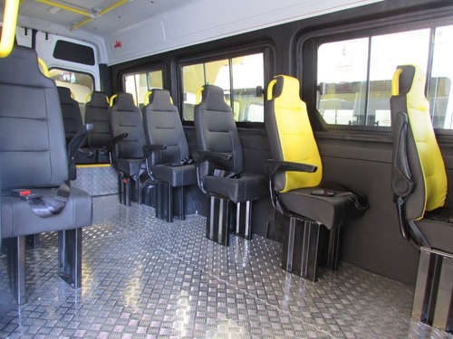 Mercedes Benz Sprinter Van 2019