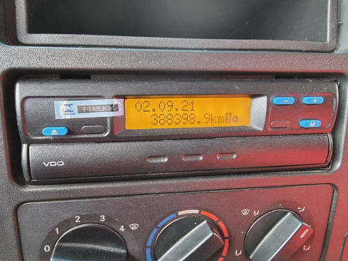 Imagem 4 de 15 de Mercedes Accelo 815 Ano 2014 Baú Randon 3/4