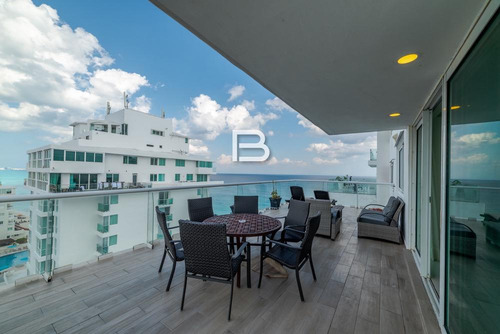 Penthouse En Venta Frente Al Mar