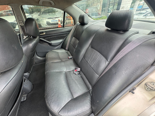 Honda Civic 1.7 Lx Aut. 4p