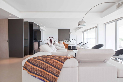 Imagen 3 de 24 de Penthouse En Venta Seis Dormitorios Y Servicio Frente Al Mar - Punta Del Este Brava