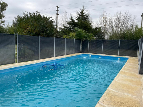 Casa En Venta - 2 Dormitorios 1 Baño - Cochera - 1.750mts2 - Coronel Brandsen