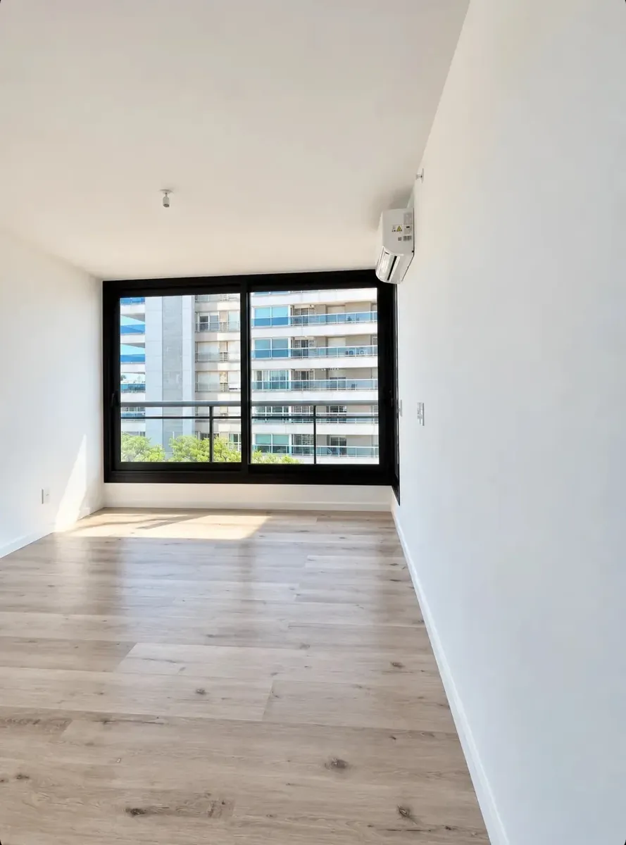 Apartamento Nuevo En Excelente Estado, 3 Dormitorios 1 En Suite, 3 Baños , 2 Garages Cerrados · Foto 4