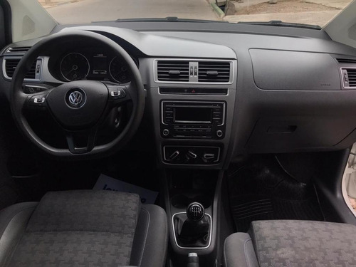 Volkswagen Suran 1.6 Trendline 2016