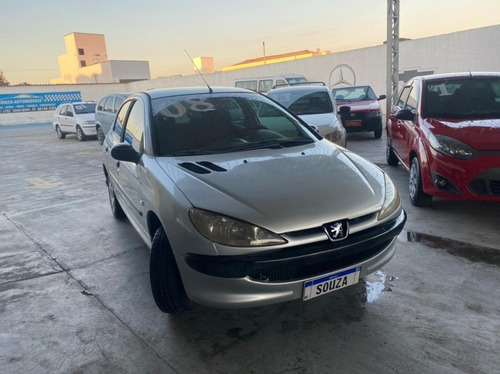 Imagem 3 de 12 de Peugeot 206 1.4 Sensation