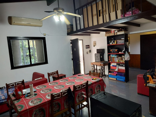 Vendo Excelente Casa Quinta Con Quincho (tipo Departamento) En Esquina Y Sobre Avenidas 155 Y 32 (2.450 M2)!!!