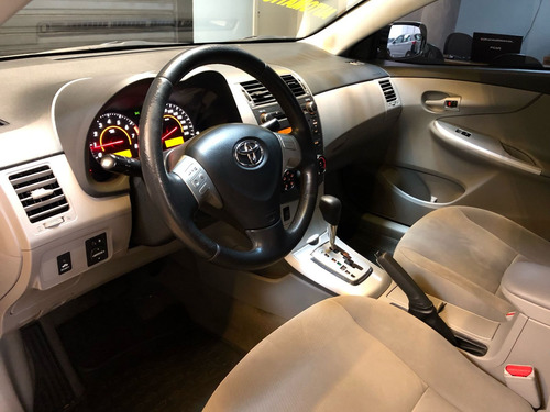 Toyota Corolla 1.8 16v Gli Flex 4p