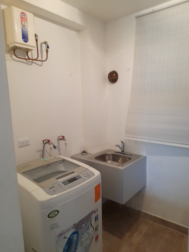 Imagen 9 de 16 de Venta De Apartamento En La Asuncion, Camoruco